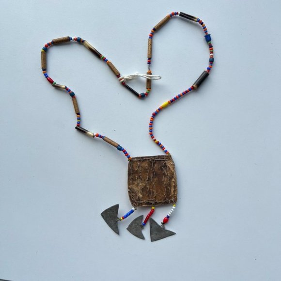 Shell Bead Colourful Necklace - Picture 3 of 3